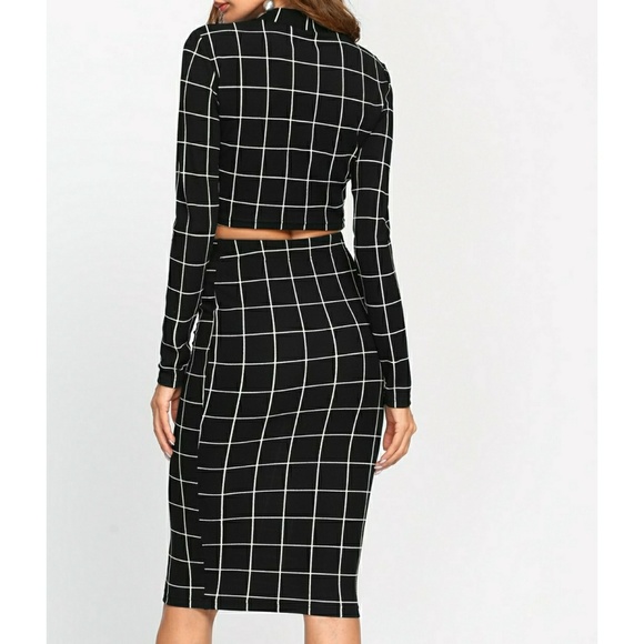 🌿LAST ONE🌿VIVA | Black Crop Top & Pencil Skirt - Picture 7 of 8